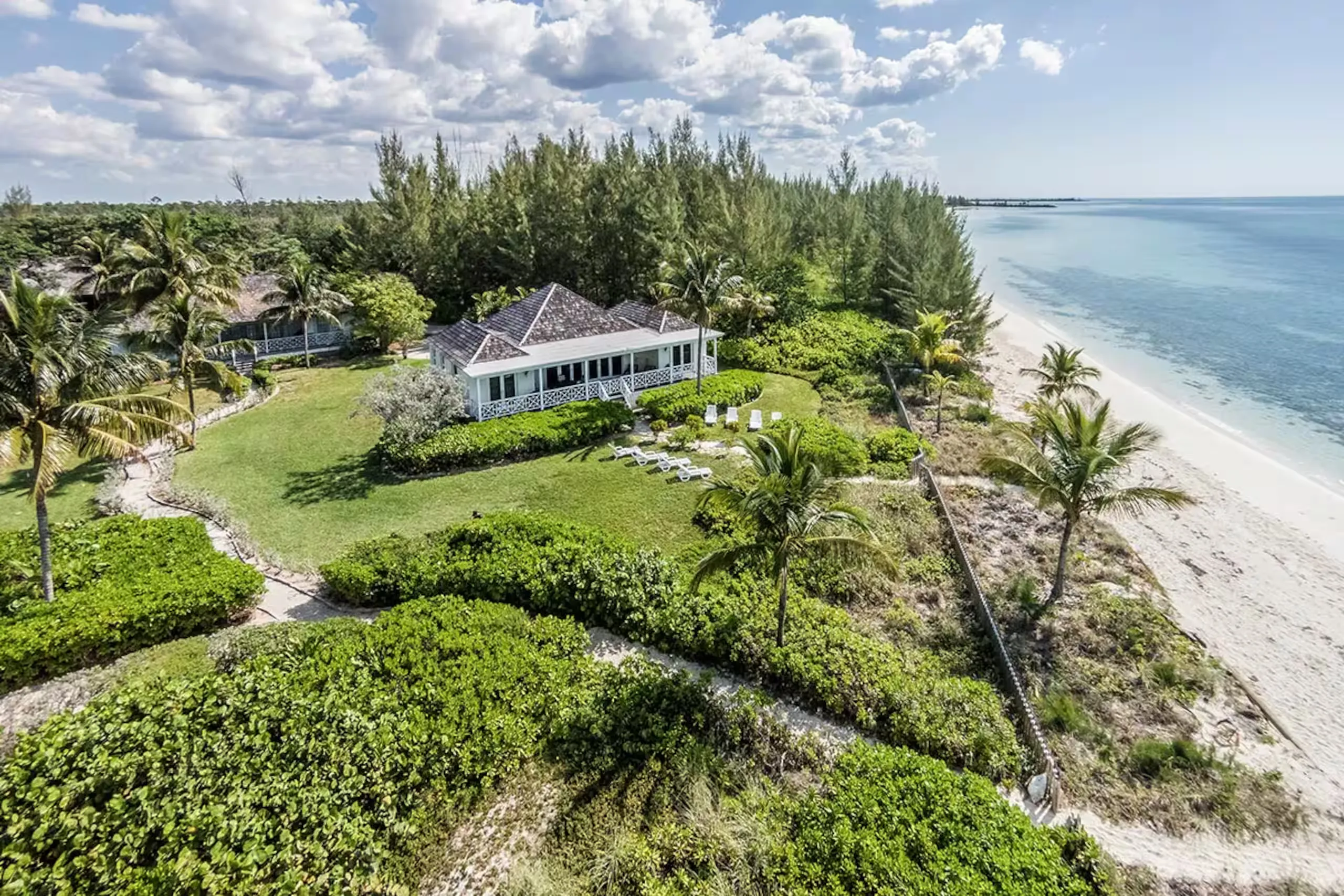 Bahama Reef Beach House, Fortune Beach · Grand Bahama