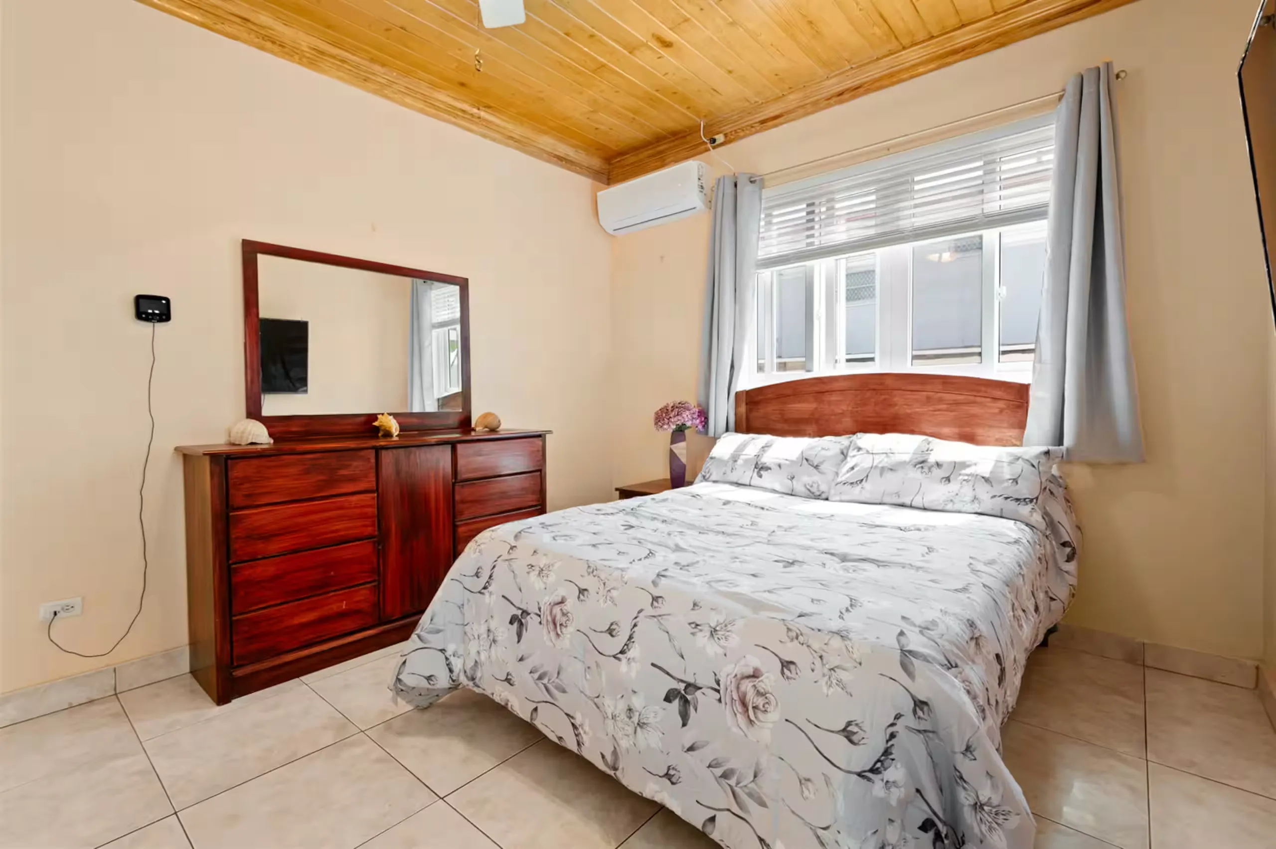 Third bedroom with two beds